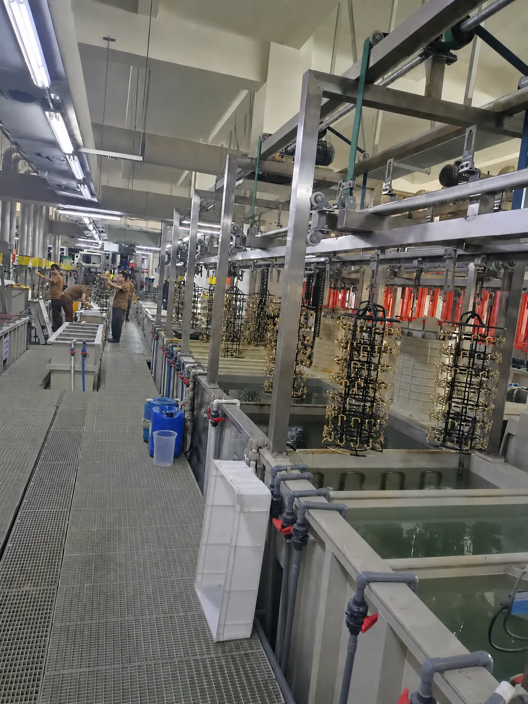Production aisle inside the electroplating workshop