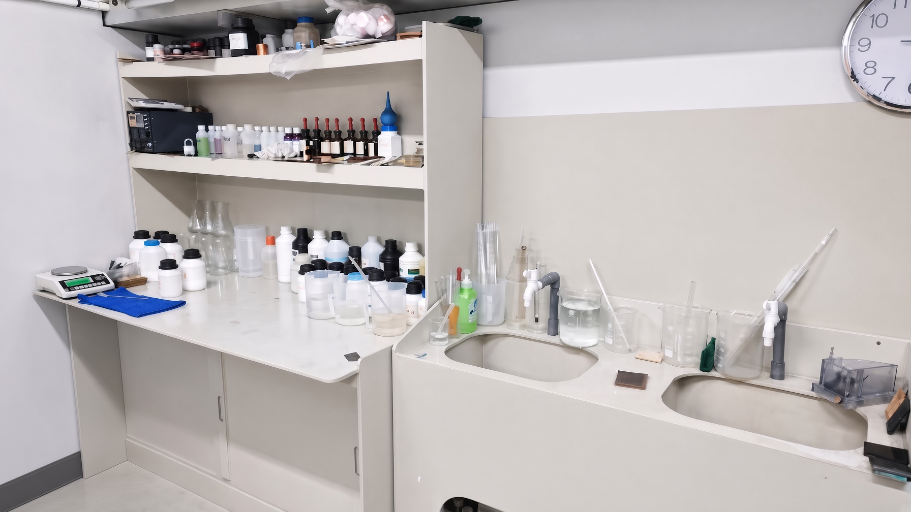 LIFU Hardware laboratory for electroplating solution analysis